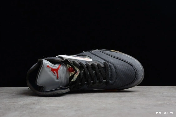 Air  O-W Jordan 5 CT8480-001 CT8480-001 Retro Black Red Muslin-Fire 0224